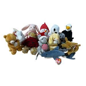 Ty Beanie Baby Lot of 12 Mixed Animals with Hanging Tags Excellent Condition